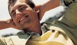 吃瓜梳头男,吃瓜梳头男生的逆袭传奇