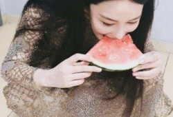 吃瓜裙114493,揭秘吃瓜裙114493背后的故事与真相