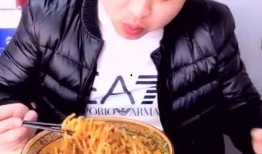 面条小哥吃瓜,揭秘美食与娱乐的跨界融合