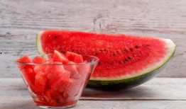 小吸吃瓜,揭秘娱乐圈那些不为人知的幕后故事