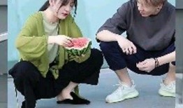 冬奥小姐姐吃瓜,揭秘赛场背后的趣味瞬间