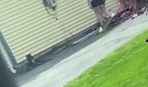 烧房子吃瓜视频,烧房子吃瓜视频背后的真相揭秘