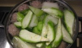 二甲双瓜随餐吃吗,随餐服用，血糖管理新选择