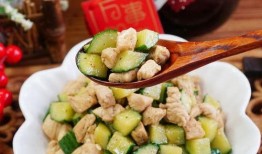 鸡吃瓜的好处,益处多多的健康饮食新选择