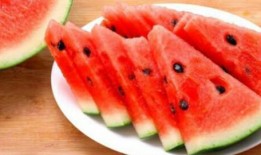 吃瓜呢视频,揭秘“吃瓜呢”视频背后的热点事件与娱乐焦点