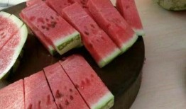 来成都吃瓜,来成都，吃瓜也成了一种享受