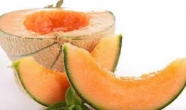 吃哈密瓜润肠,天然美味，肠道健康好伴侣