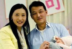 张宁吃瓜