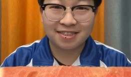 沉浸式吃瓜体验