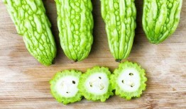 阿梅吃瓜